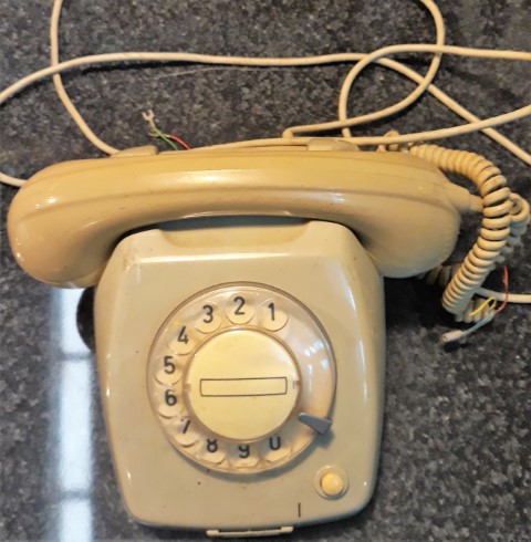 Telefoon met draaischijf