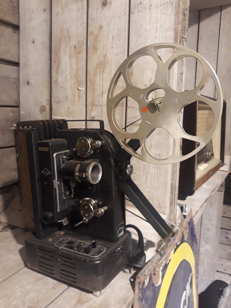 Eumig projector