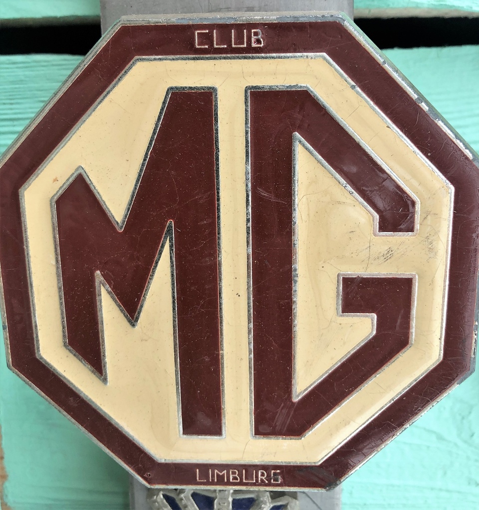 MG